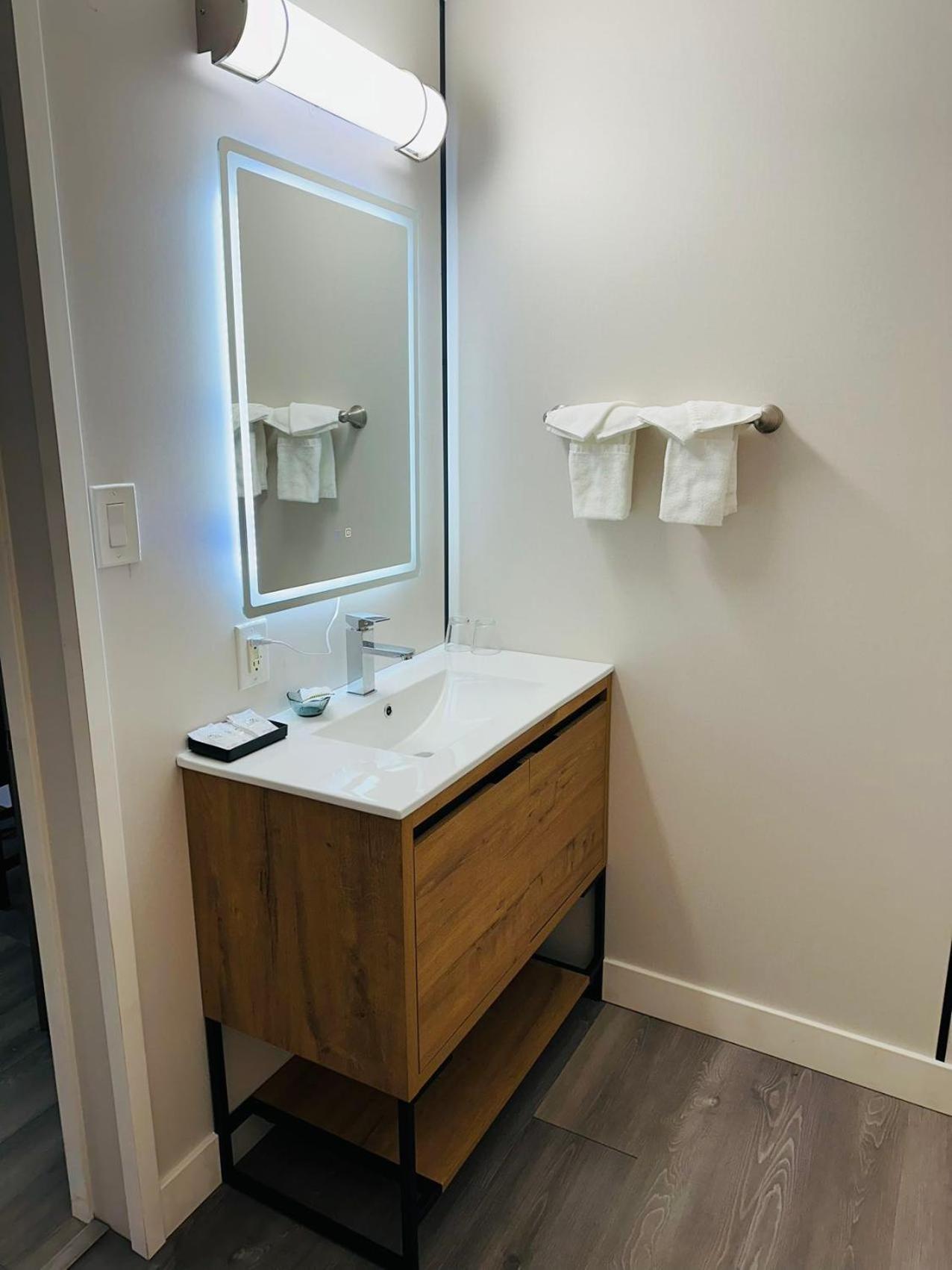 City Centre Motel II Хоуп Екстериор снимка